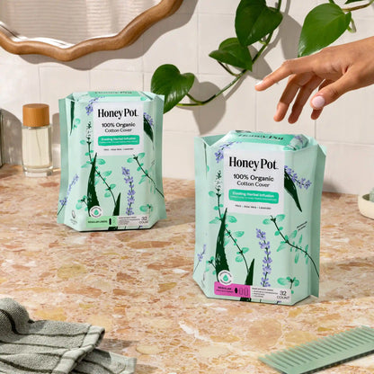 Organic Cotton Cooling Herbal Infusion Regular Pads — Medium Pack