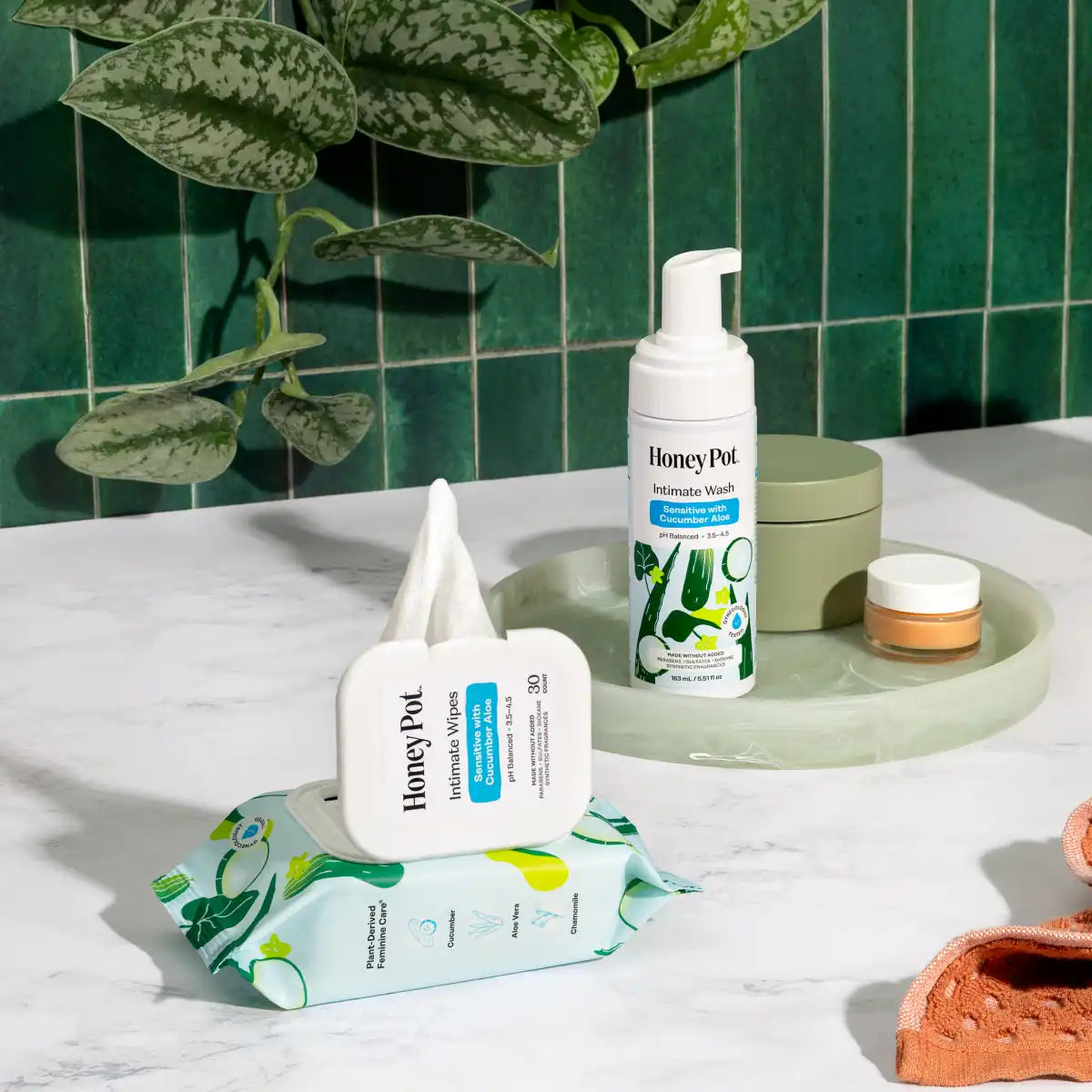 Sensitive with Cucumber Aloe Intimate Wash